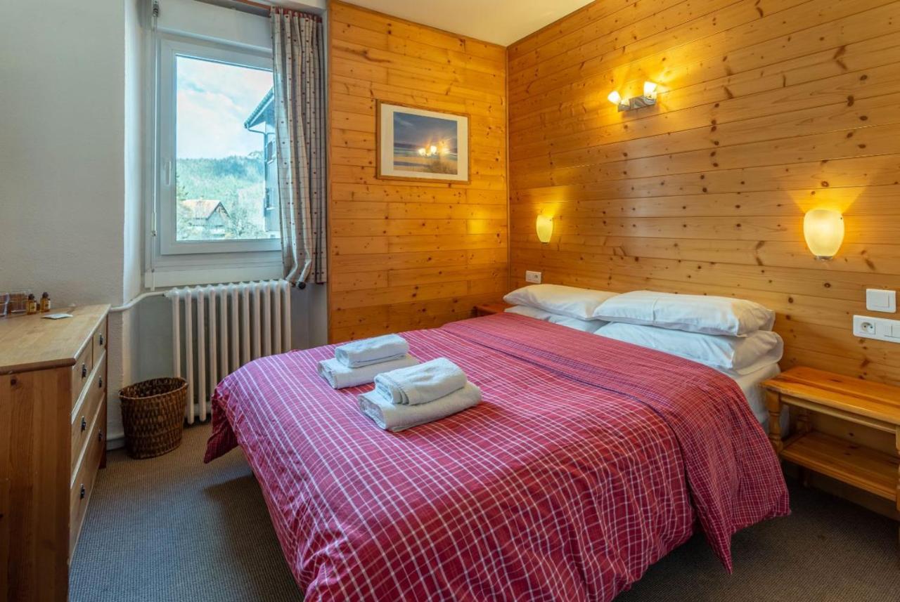 Hotel Les Aravis Saint-Jean-de-Sixt Exterior foto