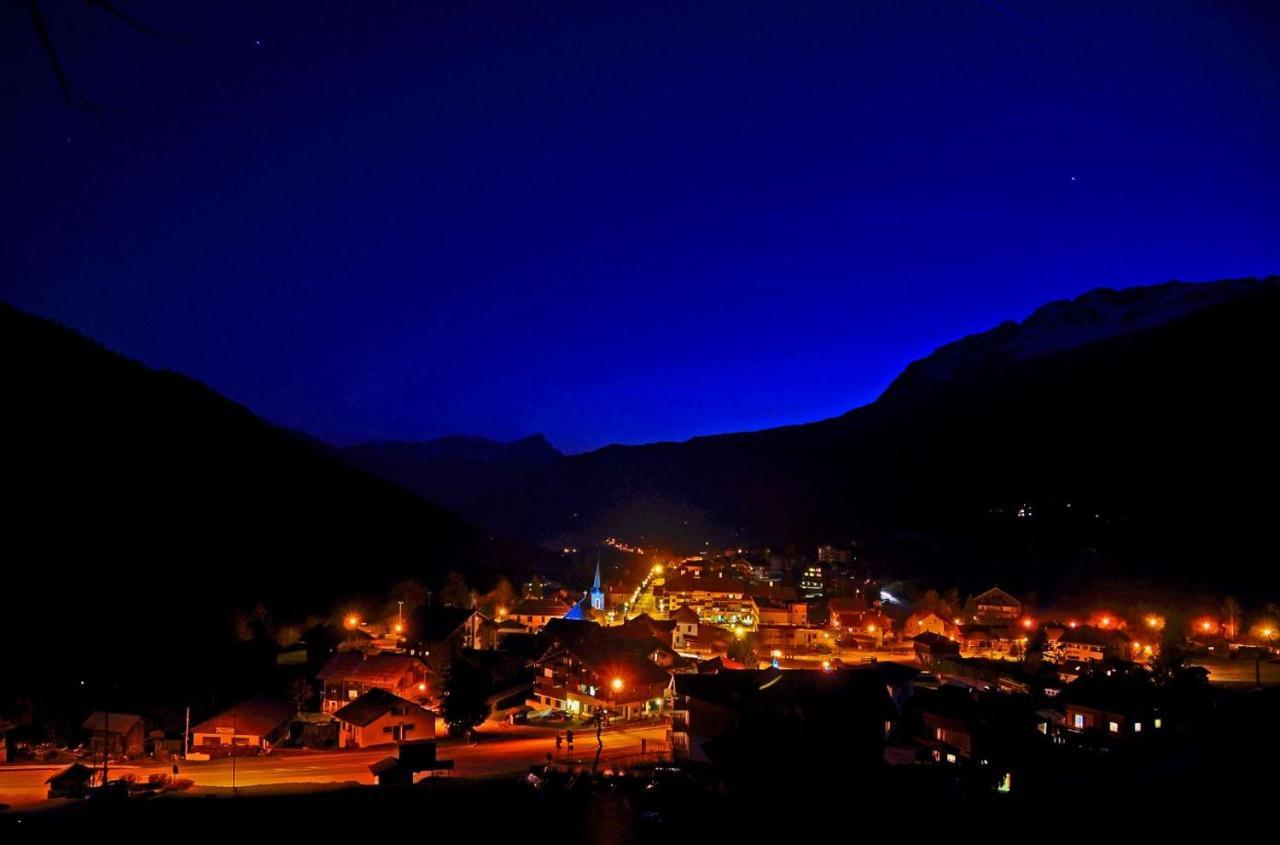 Hotel Les Aravis Saint-Jean-de-Sixt Exterior foto